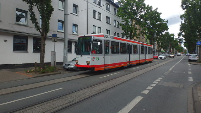 Foto van Bogestra Stadtbahnwagen M/N 8 330 Tram door Perzik