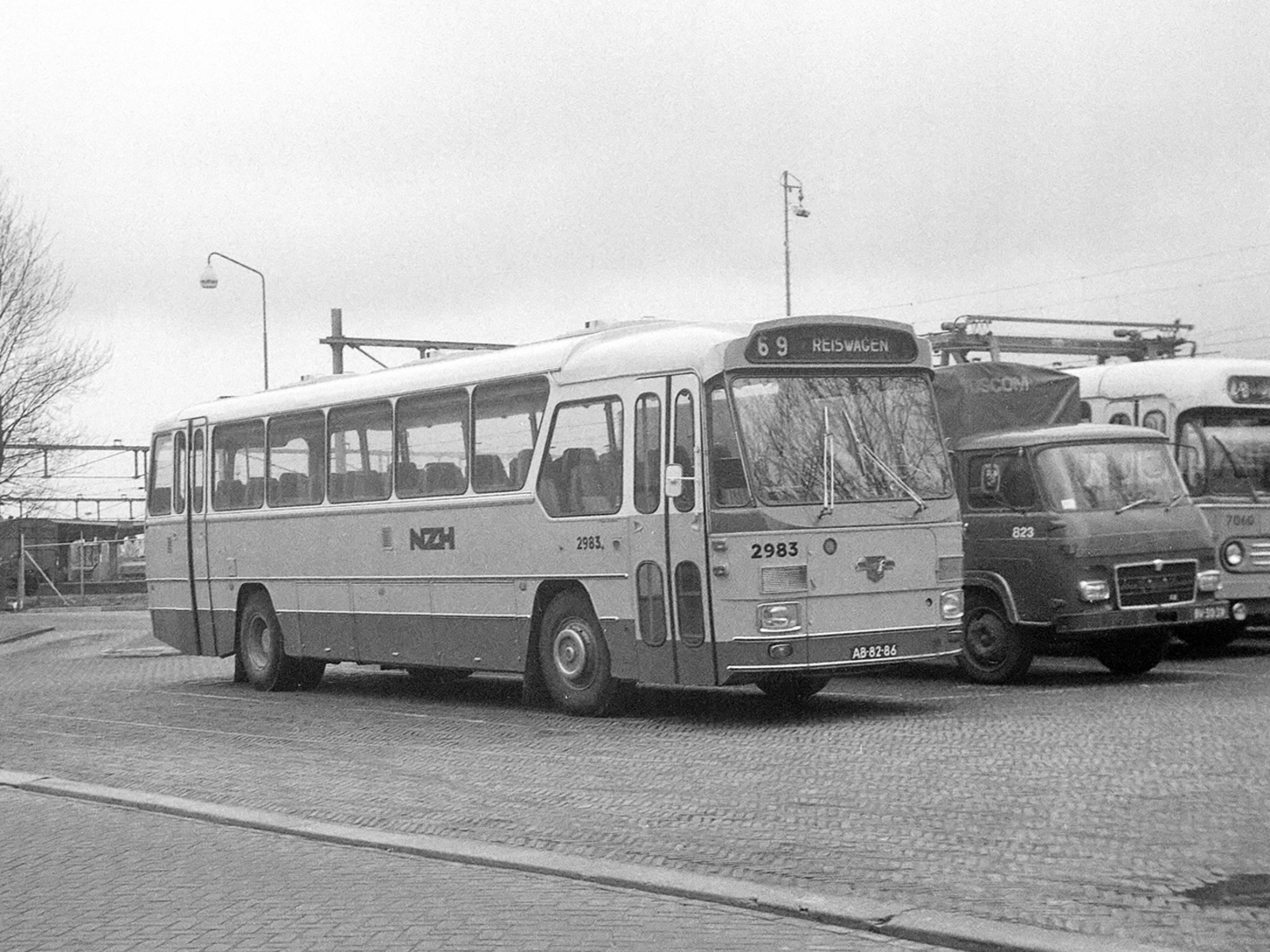 Foto van NZH Leyland-Den Oudsten Standaardstreekbus 2983