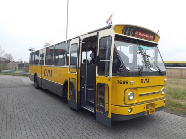 Foto van DVM Leyland-Den Oudsten Standaardstreekbus 1698 Standaardbus door_gemaakt PEHBusfoto
