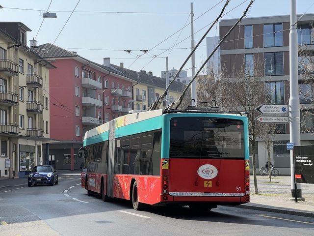 Foto van VB Hess Swisstrolley 51 Gelede bus door_gemaakt Stadsbus