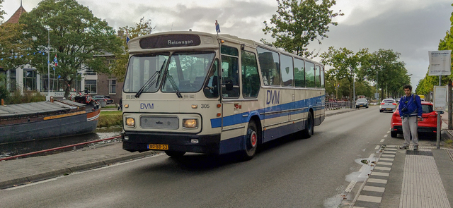 Foto van NBM Leyland-Den Oudsten Standaardstreekbus 305 Standaardbus door_gemaakt MD2001