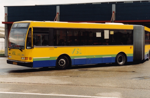 Foto van CXX Berkhof 2000NL G 7123 Gelede bus door wyke2207