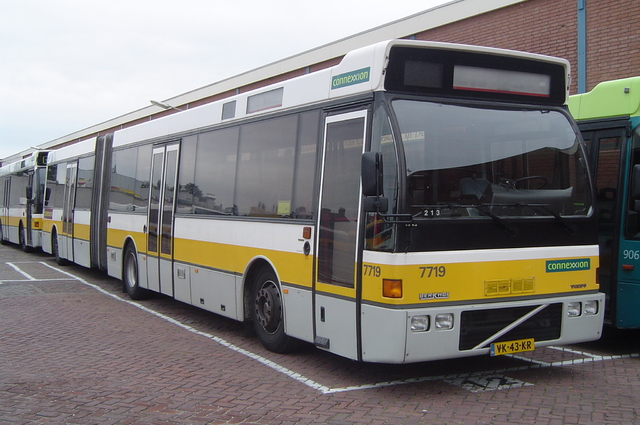 Foto van CXX Berkhof Duvedec G 7719 Gelede bus door wyke2207