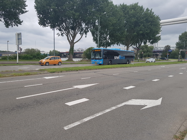 Foto van QBZ Iveco Crossway LE (13mtr) 6410 Standaardbus door_gemaakt treinspotter-Dordrecht-zuid