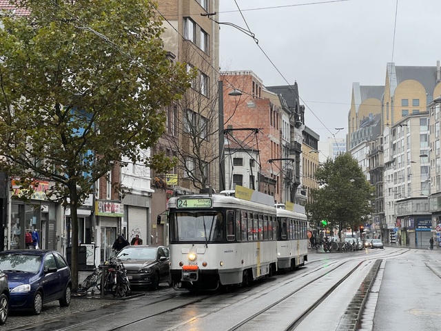 Foto van DeLijn De Lijn PCC 7068 Tram door_gemaakt Stadsbus