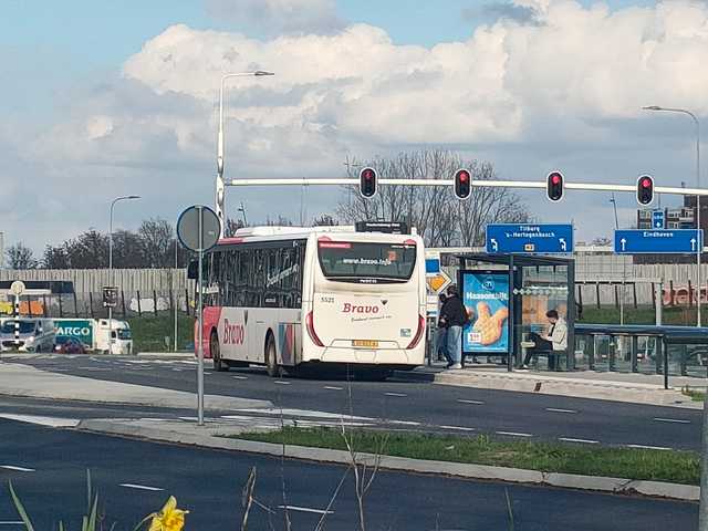 Foto van HER Iveco Crossway LE (12mtr) 5521 Standaardbus door JulianOVfan