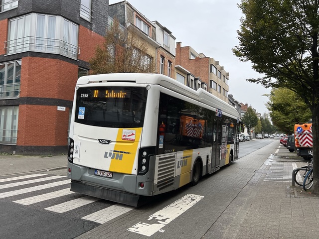 Foto van DeLijn VDL Citea SLE-120 Hybrid 2258 Standaardbus door Stadsbus