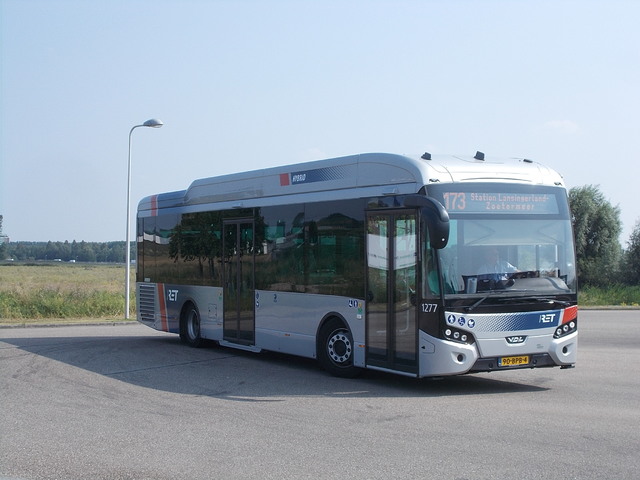 Foto van RET VDL Citea SLE-120 Hybrid 1277 Standaardbus door stefan188