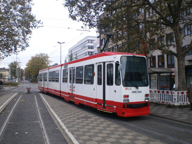Foto van SWK Stadtbahnwagen M/N 8 844 Tram door_gemaakt Perzik