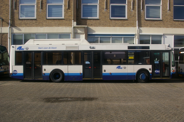 Foto van GVU Van Hool A300 LPG 4066 Standaardbus door wyke2207