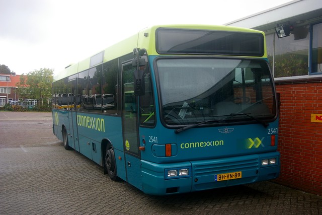 Foto van CXX Den Oudsten B95 2541 Standaardbus door wyke2207
