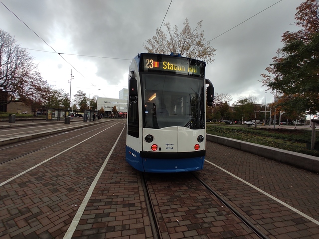 Foto van GVB Siemens Combino 2054 Tram door TheAgedGamer