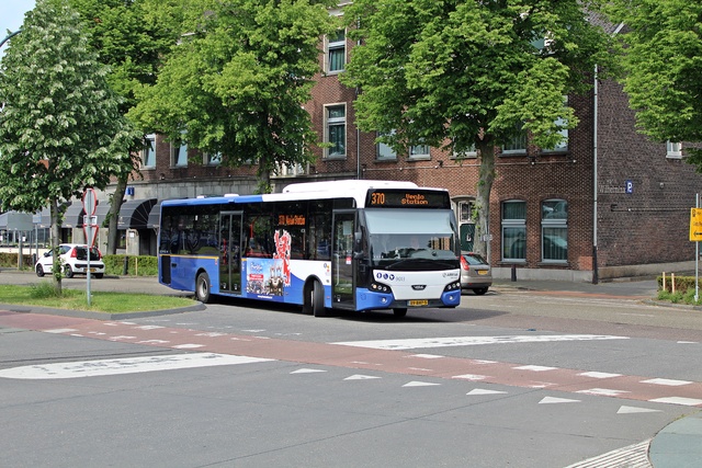 Foto van ARR VDL Citea LLE-120 9013 Standaardbus door bartjem