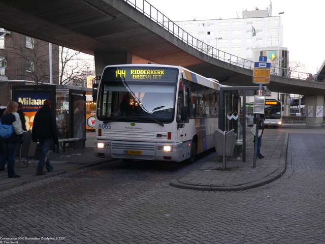 Foto van CXX Den Oudsten B95 8065 Standaardbus door tsov
