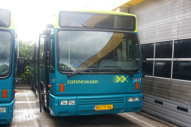 Foto van CXX Den Oudsten B95 2437 Standaardbus door wyke2207