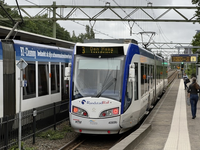 Foto van HTM RegioCitadis 4069 Tram door Stadsbus