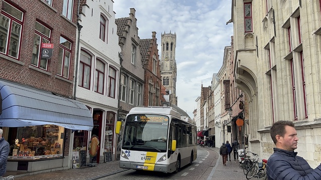 Foto van DeLijn Van Hool A309 Hybrid 2458 Midibus door Stadsbus