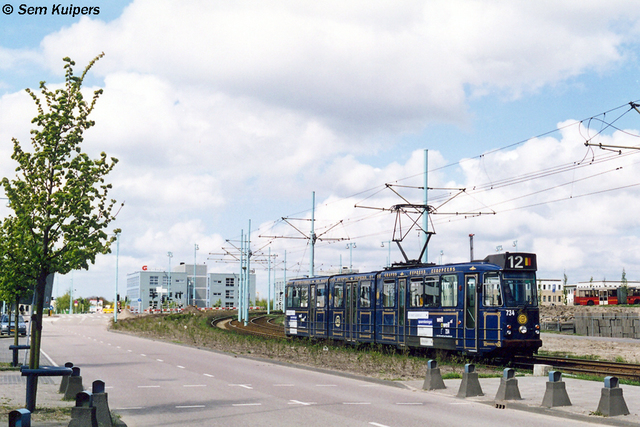 Foto van GVB 8G-tram 734 Tram door_gemaakt RW2014