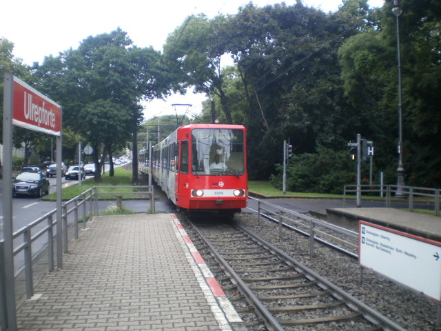 Foto van KVB Stadtbahnwagen B 2205 Tram door Perzik