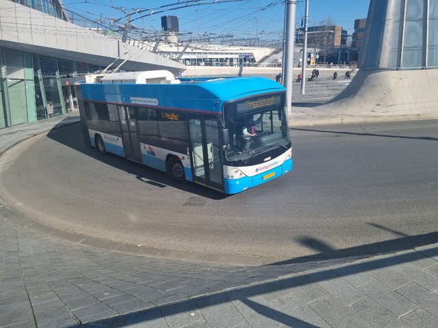 Foto van HER Hess Swisstrolley 5245 Gelede bus door Tramspoor