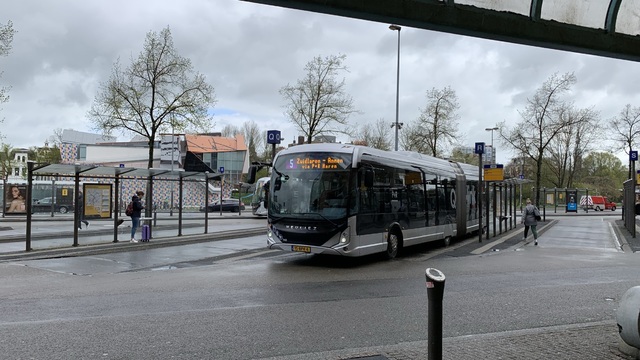 Foto van QBZ Heuliez GX437 ELEC 7433 Gelede bus door Stadsbus