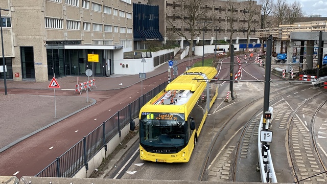 Foto van QBZ Heuliez GX437 ELEC 4827 Gelede bus door Stadsbus