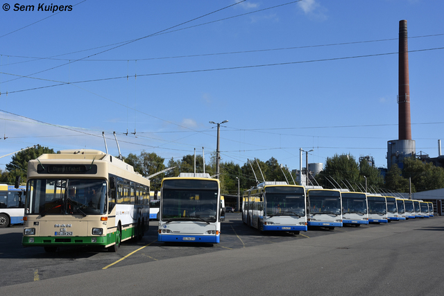 Foto van SWS Berkhof Premier AT 18 172 Gelede bus door_gemaakt RW2014