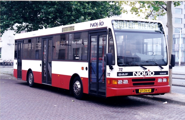 Foto van NVO Berkhof 2000NL 712 Standaardbus door wyke2207