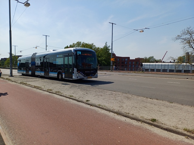 Foto van QBZ Heuliez GX437 ELEC 7431 Gelede bus door treinspotter2323