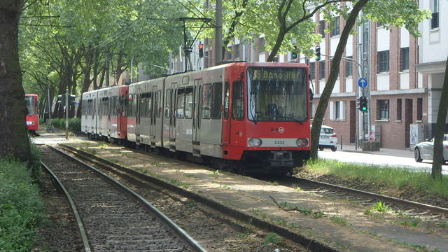 Foto van KVB Stadtbahnwagen B 2332 Tram door_gemaakt Perzik