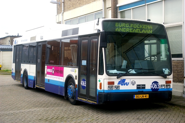 Foto van GVU Van Hool A300 LPG 4063 Standaardbus door wyke2207