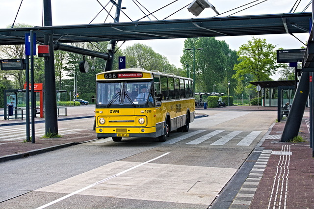 Foto van 1698 Leyland-Den Oudsten Standaardstreekbus 1698 Standaardbus door_gemaakt Bartrock