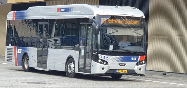 Foto van RET VDL Citea SLE-120 Hybrid 1272 Standaardbus door Busseninportland