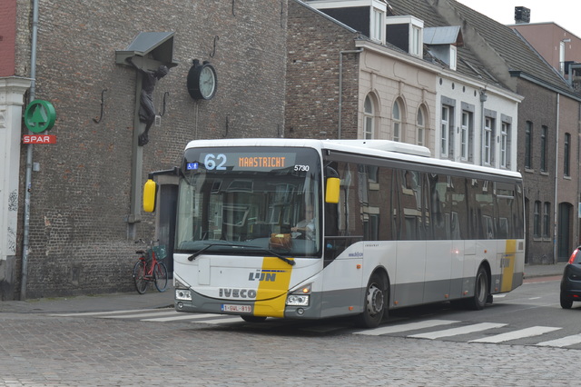Foto van DeLijn Iveco Crossway LE (12mtr) 5730 Standaardbus door wyke2207