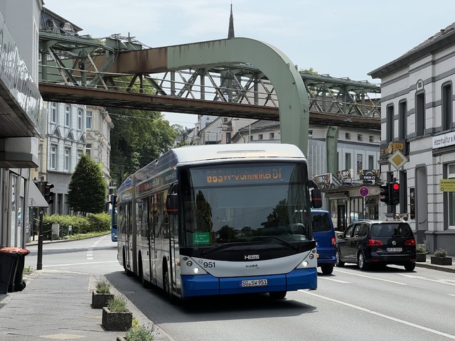 Foto van SWS Hess Swisstrolley 951 Gelede bus door Stadsbus