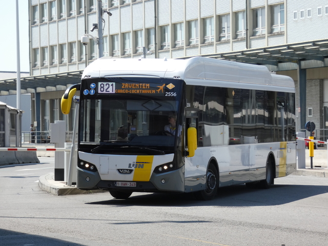 Foto van DeLijn VDL Citea SLE-120 Hybrid 2556 Standaardbus door_gemaakt Delijn821