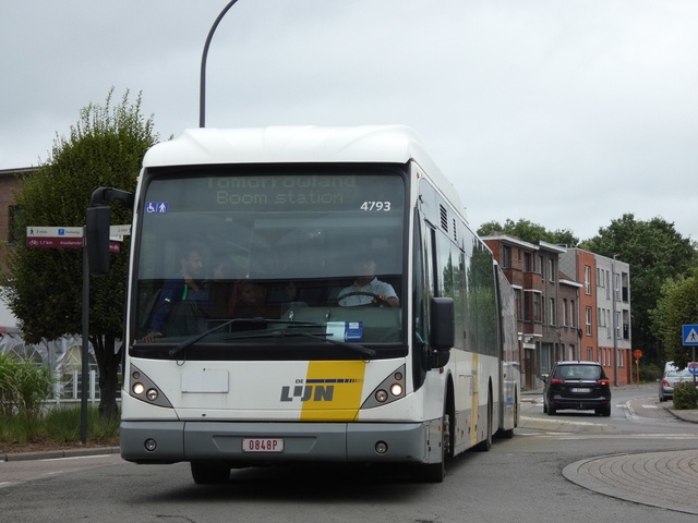 Foto van DeLijn Van Hool AG300 4793 Gelede bus door Delijn821