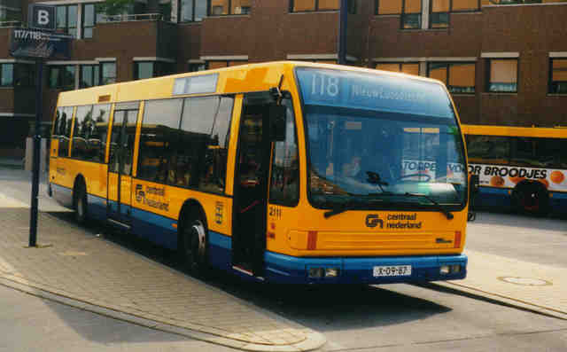 Foto van CXX Den Oudsten B90 2111 Standaardbus door Jelmer