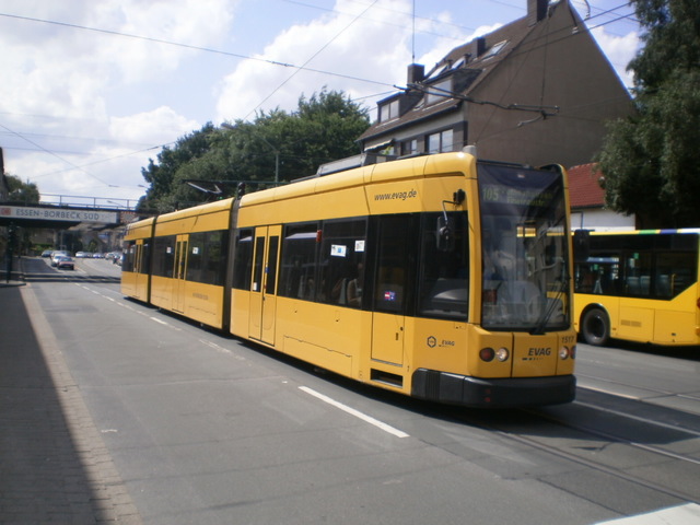 Foto van RBN M8D-NF 1517 Tram door Perzik