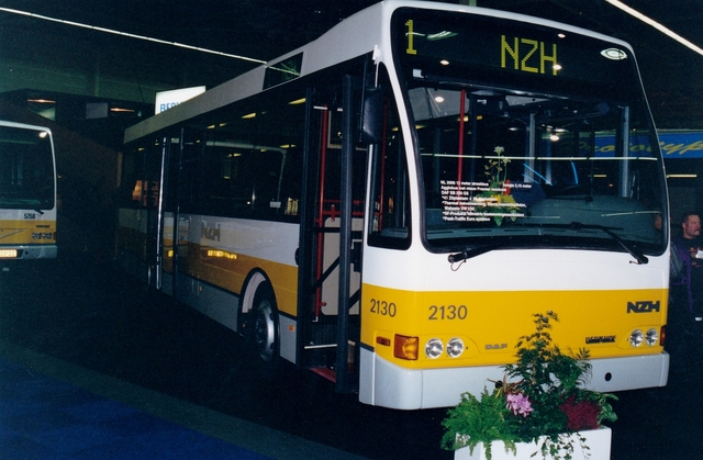 Foto van NZH Berkhof 2000NL 2130 Standaardbus door wyke2207