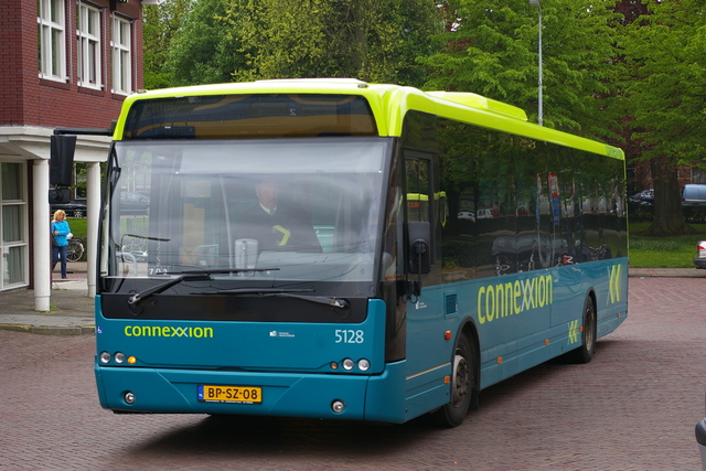 Foto van CXX VDL Ambassador ALE-120 5128 Standaardbus door wyke2207