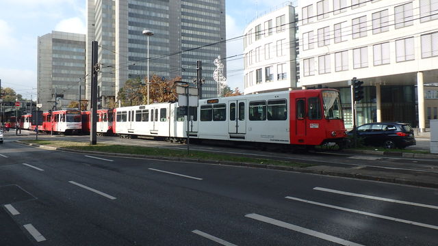 Foto van SWBV Stadtbahnwagen B 8453 Tram door Perzik