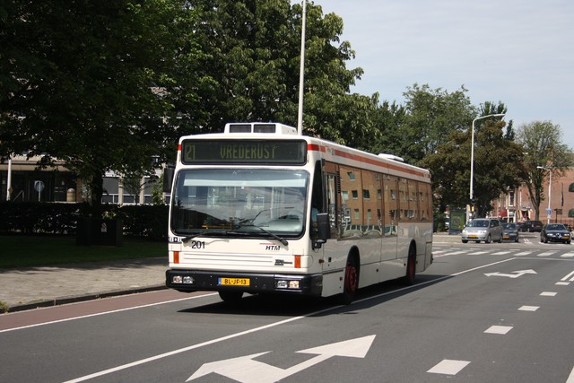 Foto van HTM Den Oudsten B96 201 Standaardbus door dmulder070