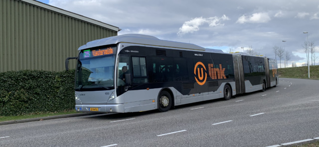 Foto van QBZ Van Hool AGG300 4203 Dubbelgelede bus door Busdordrecht