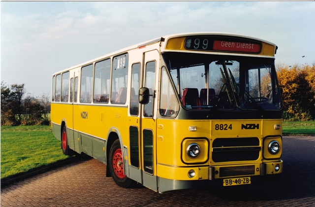 Foto van NZH DAF MB200 8824 Standaardbus door wyke2207