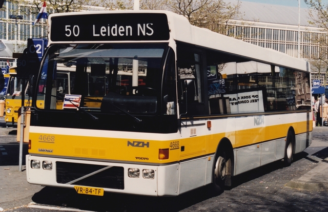 Foto van CXX Berkhof Duvedec 4668 Standaardbus door wyke2207
