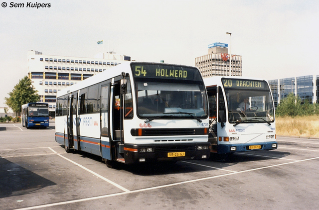 Foto van FRAM Berkhof 2000NL 1085 Standaardbus door RW2014
