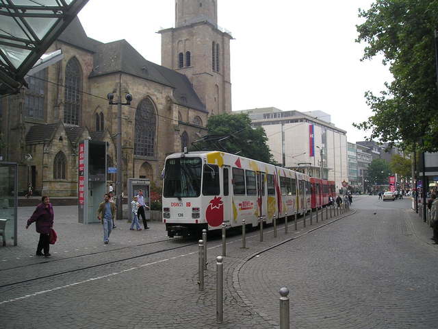 Foto van DSW21 Stadtbahnwagen M/N 8 136 Tram door Perzik