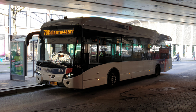 Foto van RET VDL Citea SLE-120 Hybrid 1240 Standaardbus door RKlinkenberg