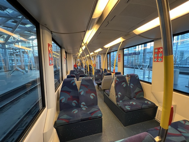 Foto van HTM RegioCitadis 4020 Tram door Stadsbus